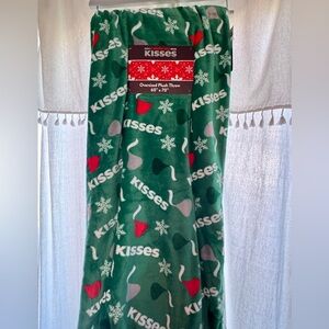 Hershey's Kisses Green Plush Throw Blanket